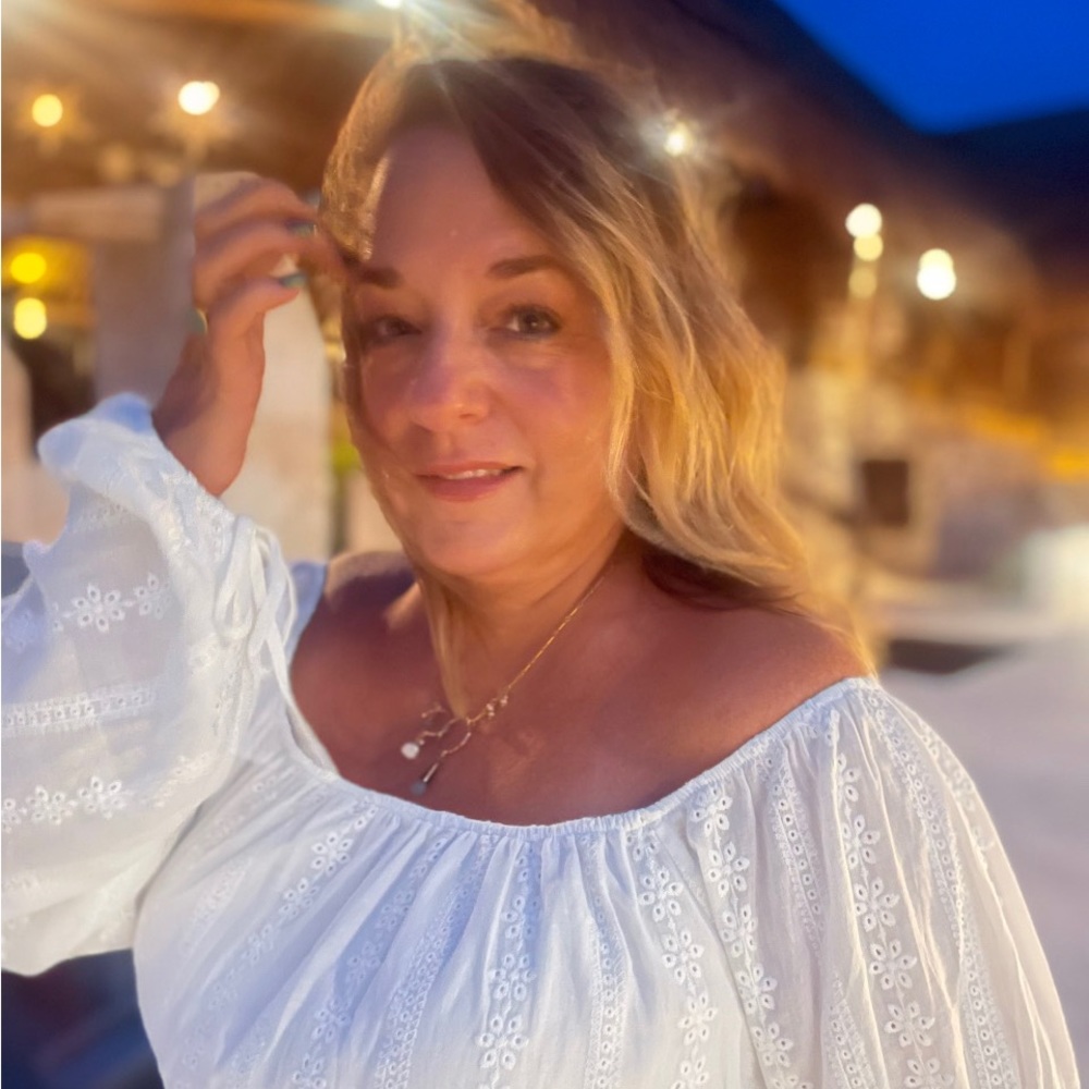 Meet your Posher, Jenny